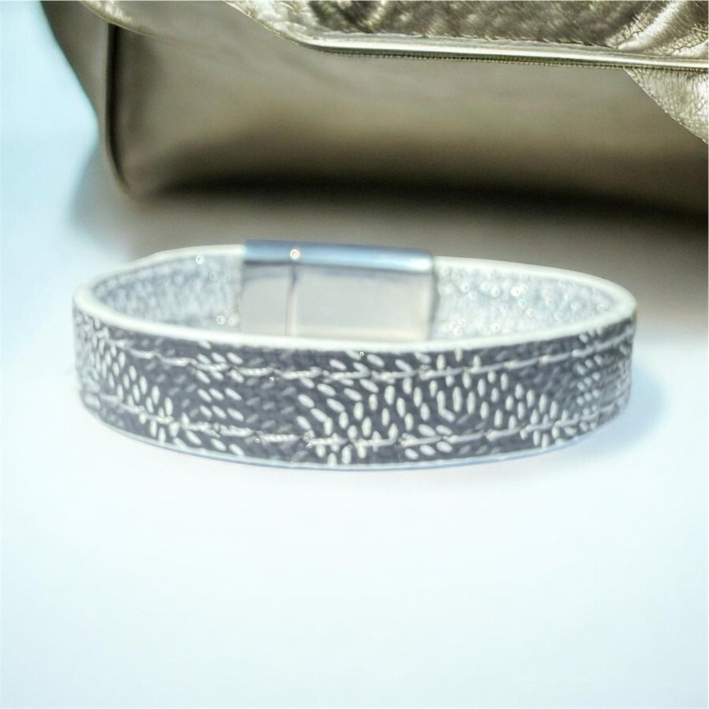 Spark*l bands - Size 2 - Upcycled Grey Goyard Gracie Bracelet w/Magnetic Clasp - Picture 2 of 11